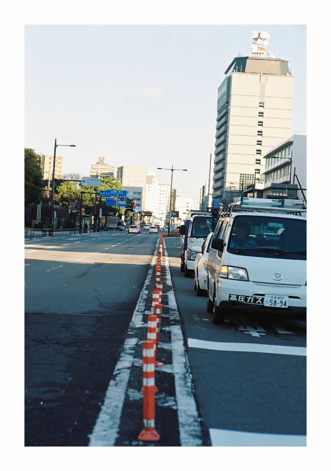 横断歩道を渡りながら